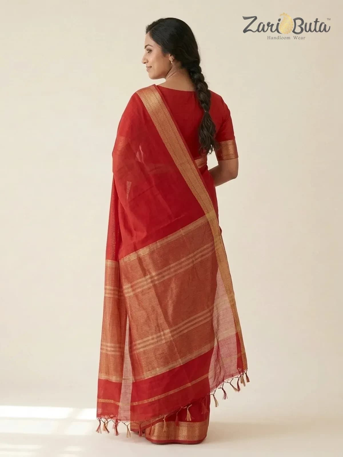 Maheshwari Cotton Saree — Red and rust — worn