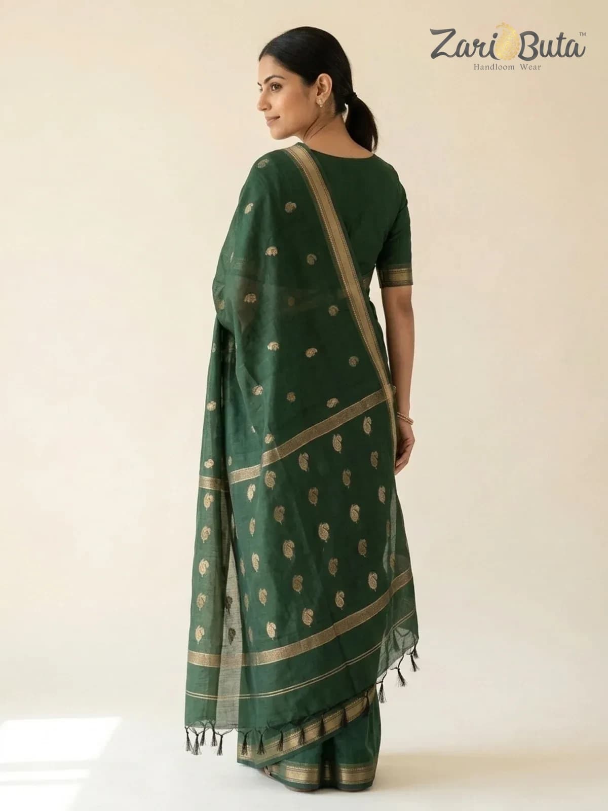 Maheshwari Cotton Saree — Grey and bottle green — worn